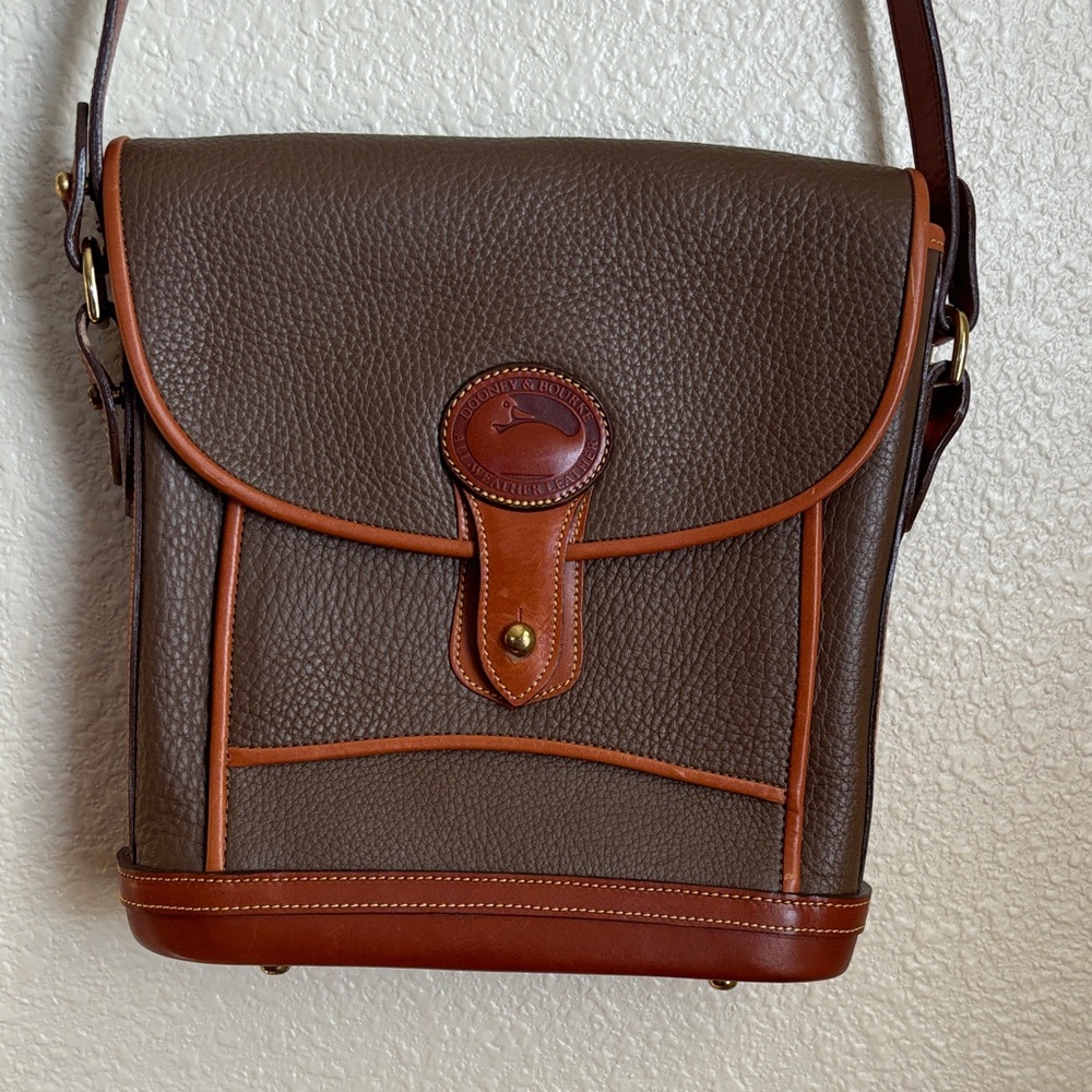 Vintage Dooney & Bourke Dover Brown and Tan crossbody Bag